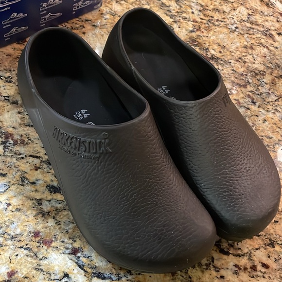 Birkenstock Other - Birkenstock Clogs